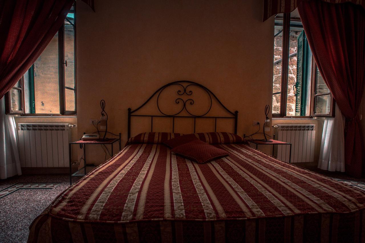 Albergo Guastini Пітільяно Екстер'єр фото