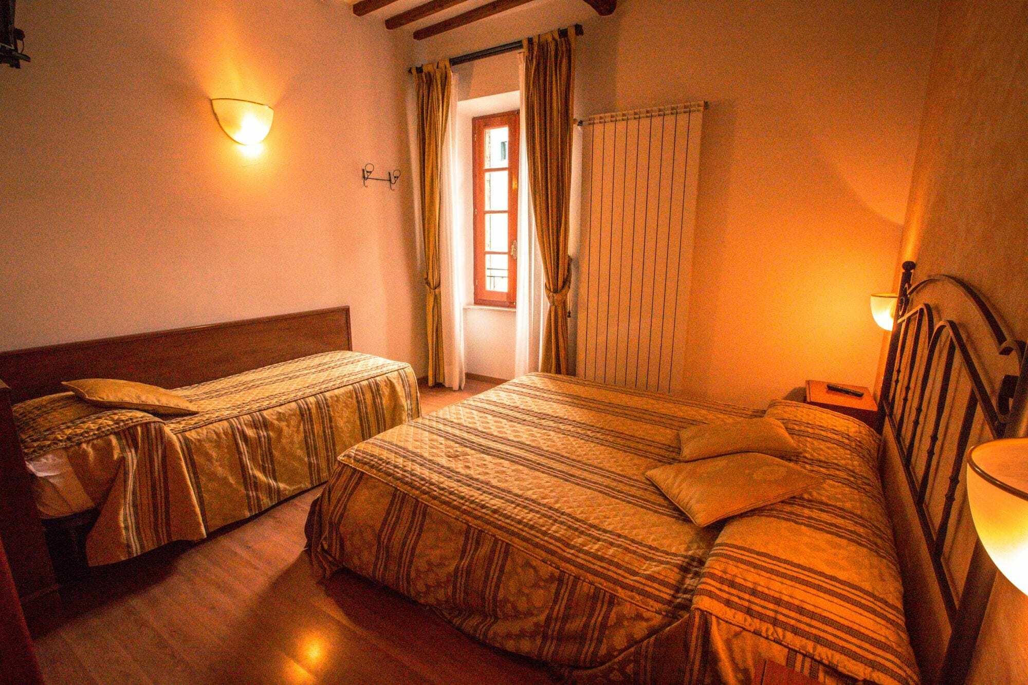 Albergo Guastini Пітільяно Екстер'єр фото